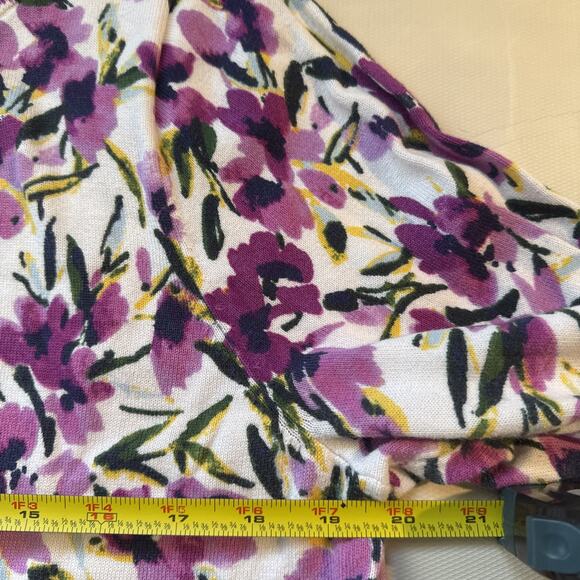 Lands End 100%  Floral Crew Neck Pullover Sweater Large (12-14) - Picture 5 of 7